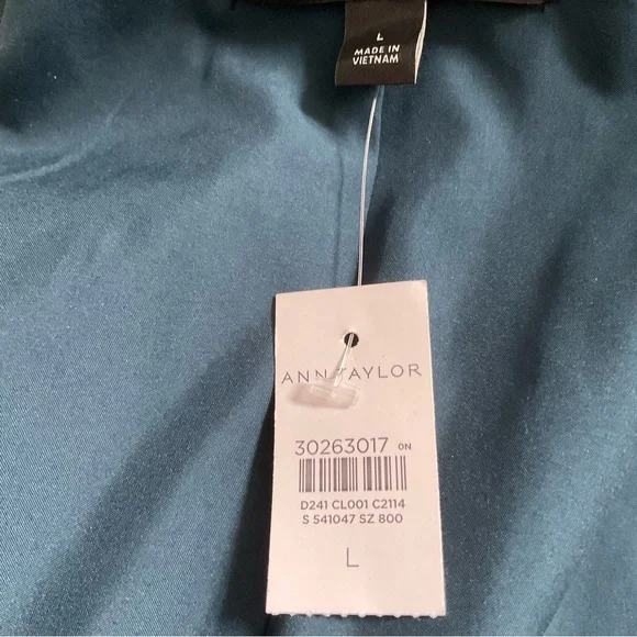 Ann Taylor Spotted Modern Trench Coat Size Large - Picture 13 of 16